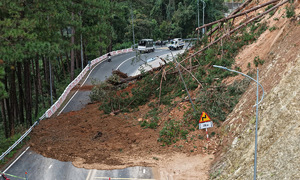 Prenn Pass, Da Lat's gateway, closed for 6 days to fix landslide