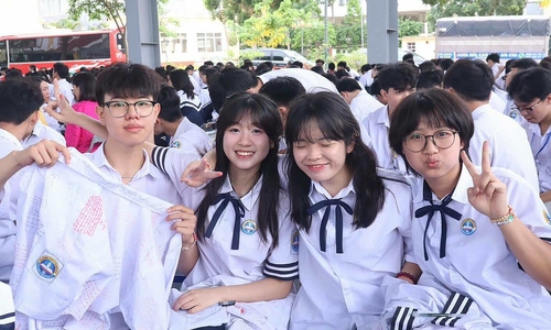 First province proposes six-subject combined test for 10th grade entrance exam