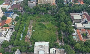 Ho Chi Minh City to transform nine prime land plots into temporary parks and flower gardens for Tet