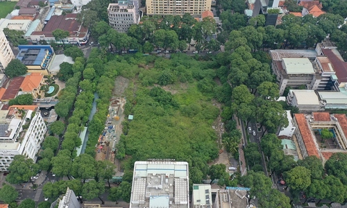 Ho Chi Minh City to transform nine prime land plots into temporary parks and flower gardens for Tet