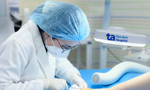 Ingrown toenail infection after pedicure