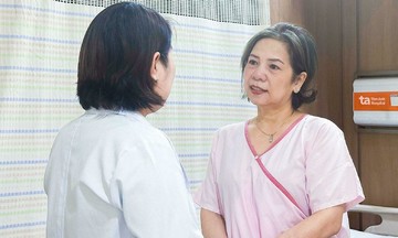 Ms. Hang travels from the US to Vietnam for uterine prolapse treatment