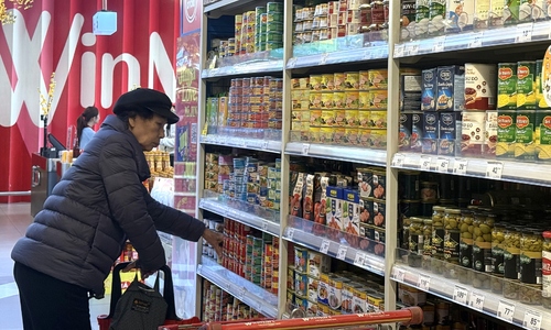 Consumers abandon Halong canned goods amid contamination fears