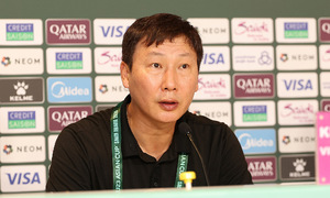 Coach Kim Sang-sik holds press conference after victory over Kyrgyzstan
