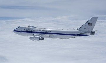 US social media abuzz as 'doomsday plane' appears in Los Angeles