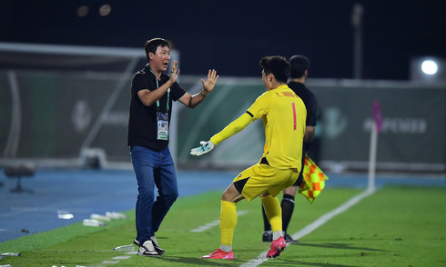 AFC praises coach Kim Sang-sik's tactical prowess