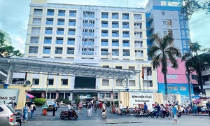 Ho Chi Minh City Department of Health orders Tu Du Hospital to address widespread diaper, milk advertising