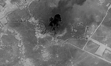 US launches large-scale airstrikes against IS in Syria