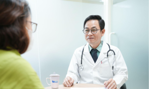 Do bruises under the skin indicate liver disease?