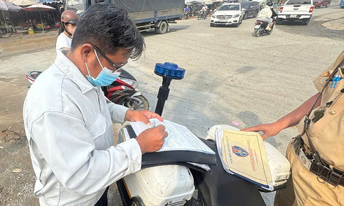 Road construction causes traffic jams, investor fined by traffic police