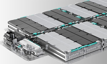 China begins production of new liquid-solid state batteries