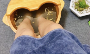 Keeping feet warm: a crucial defense for health in cold weather