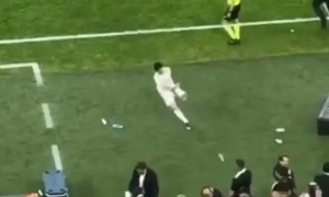 Real star embarrassed after kicking water bottle in frustration