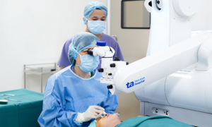 Laser vision correction for people with thin corneas