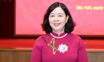 Introduction of Ms. Bui Thi Minh Hoai as candidate for the 16th National Assembly