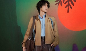 Wang Yibo's distinctive style in Loewe's new collection