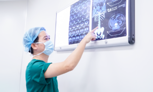 Ureteral stone leads to kidney hydronephrosis