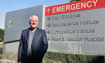 Cancer doctor escapes death after bedside skull surgery