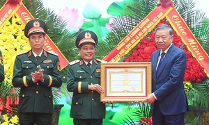 General Department of Logistics - Engineering receives "Hero of the People's Armed Forces" title