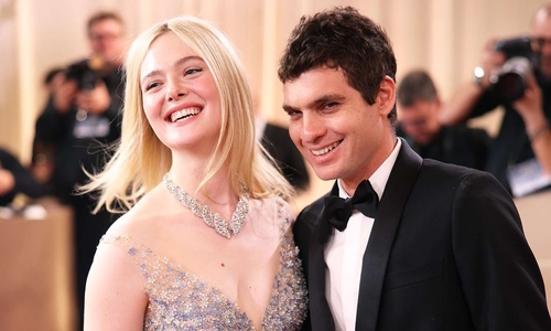 Elle Fanning and boyfriend's dating fashion