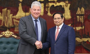 Leading global semiconductor group seeks to expand supply chain in Vietnam