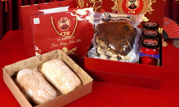 Texas-style grilled beef ribs in Tet gift boxes