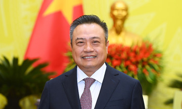 Tran Sy Thanh, Nguyen Van Thang nominated for 16th National Assembly