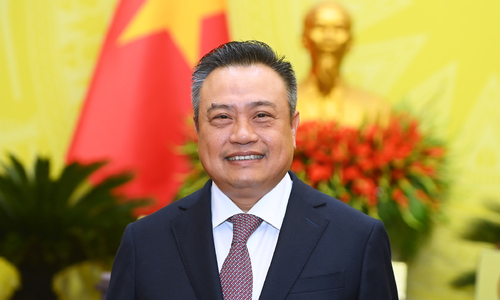 Tran Sy Thanh, Nguyen Van Thang nominated for 16th National Assembly