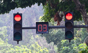 Penalizing right turns from straight-only lanes as running a red light is too severe