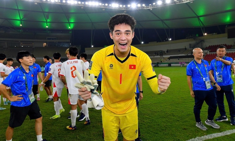 Vietnam - UAE: Dinh Bac on bench again, Trung Kien starts