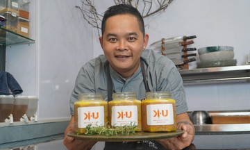 Chef shares secret to making French-style pate in one hour