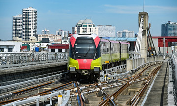 Nhon - Ha Noi Station metro to implement electronic identification and authentication tickets