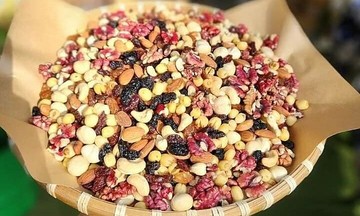 5 essential vitamins for women at 40