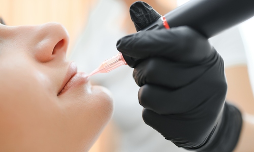 Does lip tattooing transmit Hepatitis B?