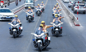 Traffic diversions for art program celebrating Party Congress