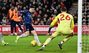 Arsenal leads man city by 7 points