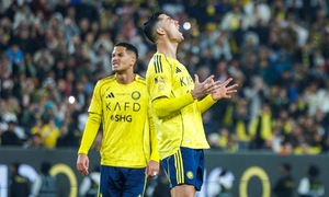 Ronaldo shoves opponent's head in Saudi Pro League