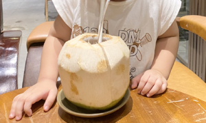 What happens when pregnant women drink coconut water?