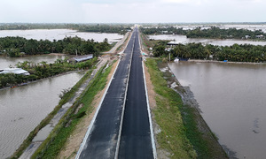 Hau Giang - Ca Mau expressway opens to traffic
