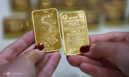 Gold bar price rises to 165 million dong