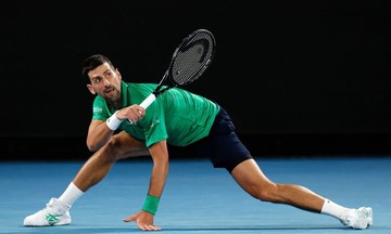 Djokovic achieves 100th Australian Open win