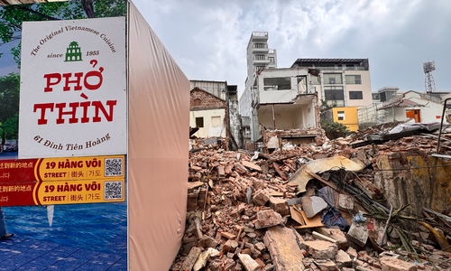 Demolition of Pho Thin Bo Ho restaurant