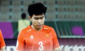 Why defender Ly Duc's red card was not rescinded