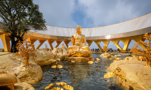 ba largest Buddha statues on Ba Den mountain