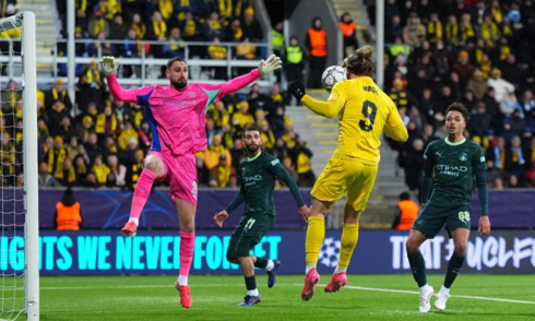 Man City criticized for "under-10s" defending