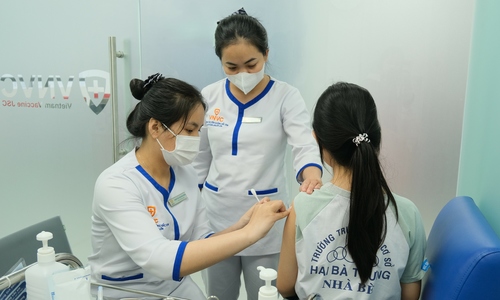 Why parents vaccinate their children against hpv before age 15?