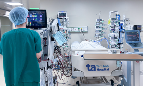 Critical condition due to 'flesh-eating bacteria' infection