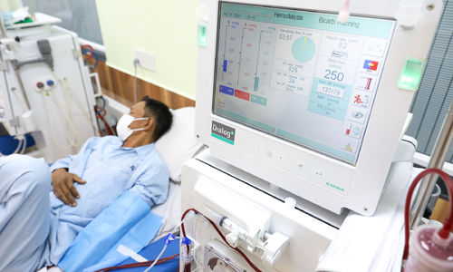 Indiscriminate medication use exacts a heavy toll: two kidneys lost