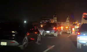 Six vehicles in chain collision on Ho Chi Minh City - Trung Luong expressway