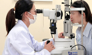 Four phone habits that increase myopia